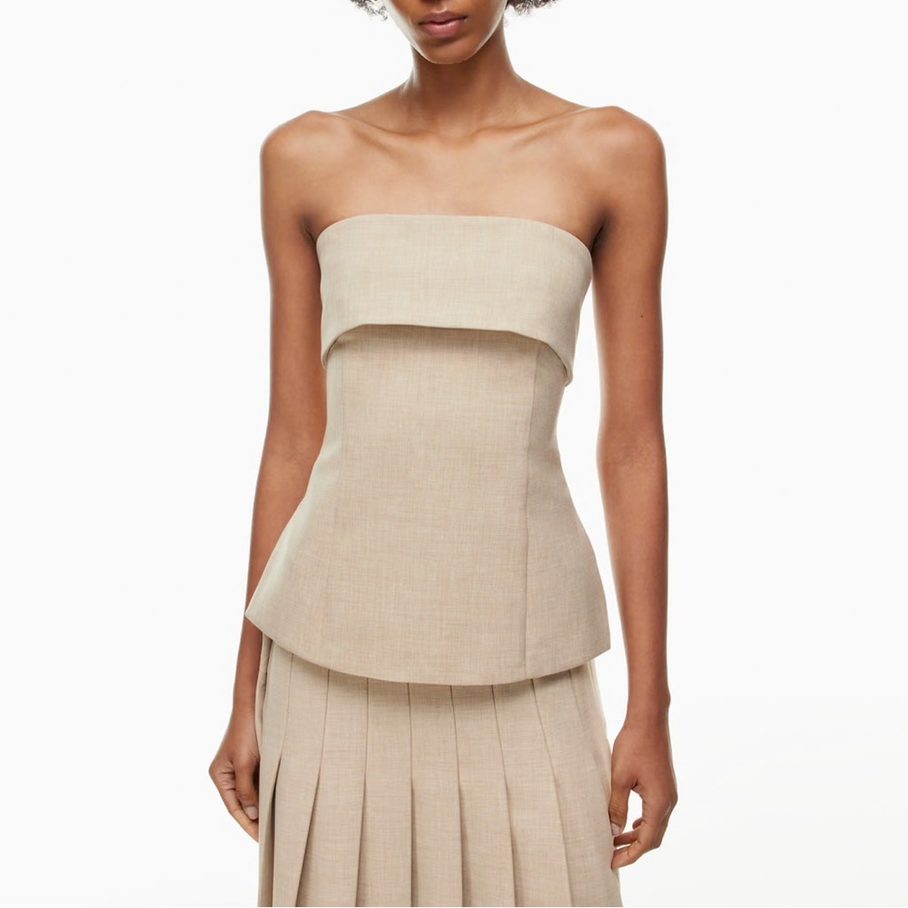 Aritzia Babaton Top